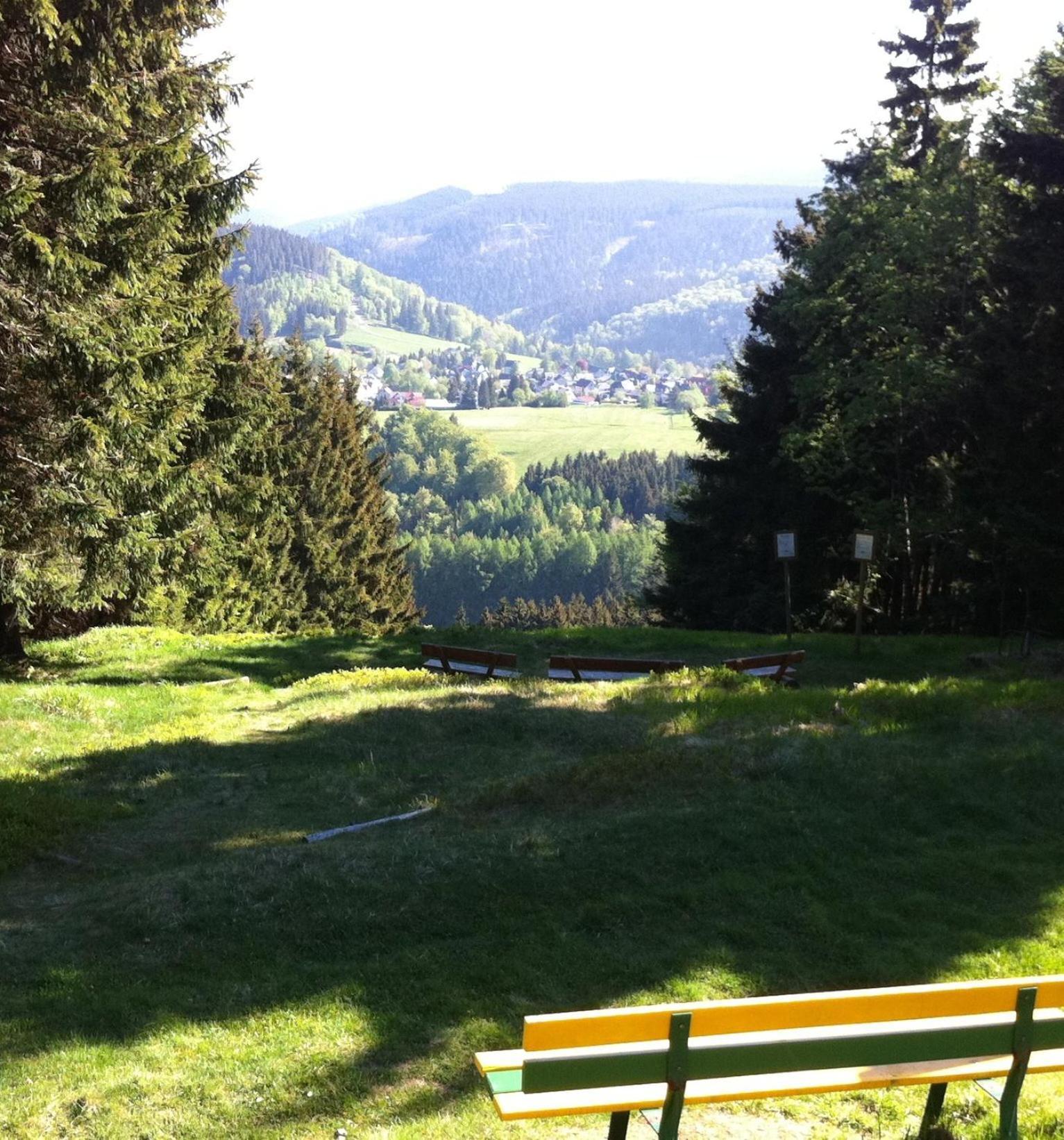 Hotel Zum Schneekopf "Garni" Gehlberg Kültér fotó