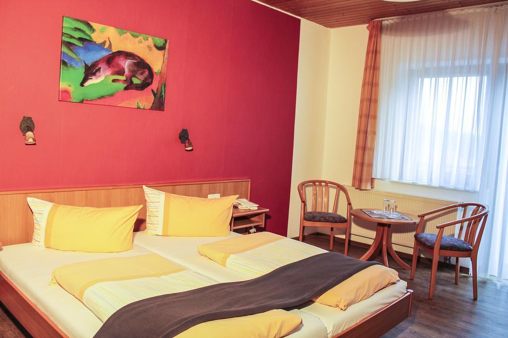 Hotel Zum Schneekopf "Garni" Gehlberg Kültér fotó